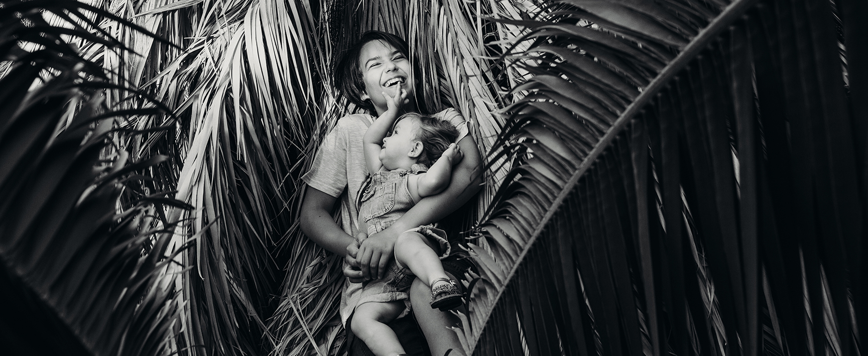 Fotografía de niños y hermanos